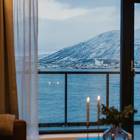 Aurora One - Oceanfront Appartement