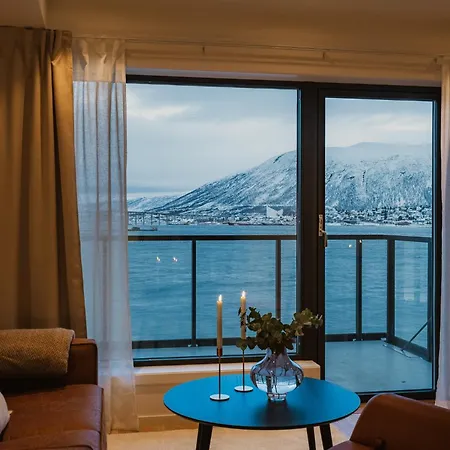 Aurora One - Oceanfront Appartement *
